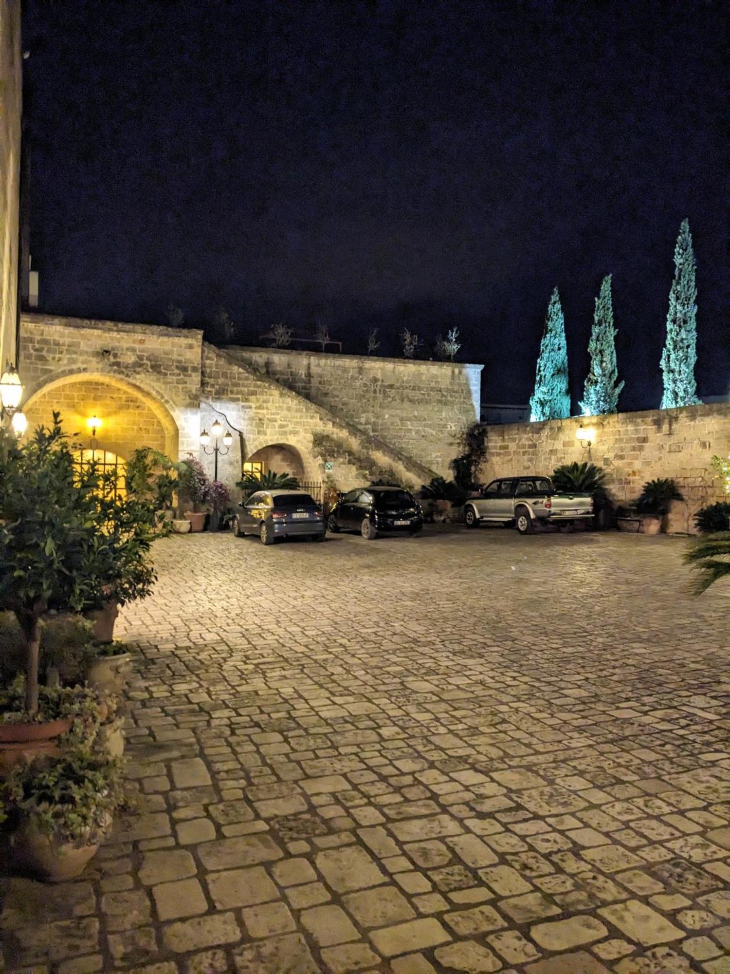 Castello Conti Filo Bed & Breakfast Torre Santa Susanna Ngoại thất bức ảnh