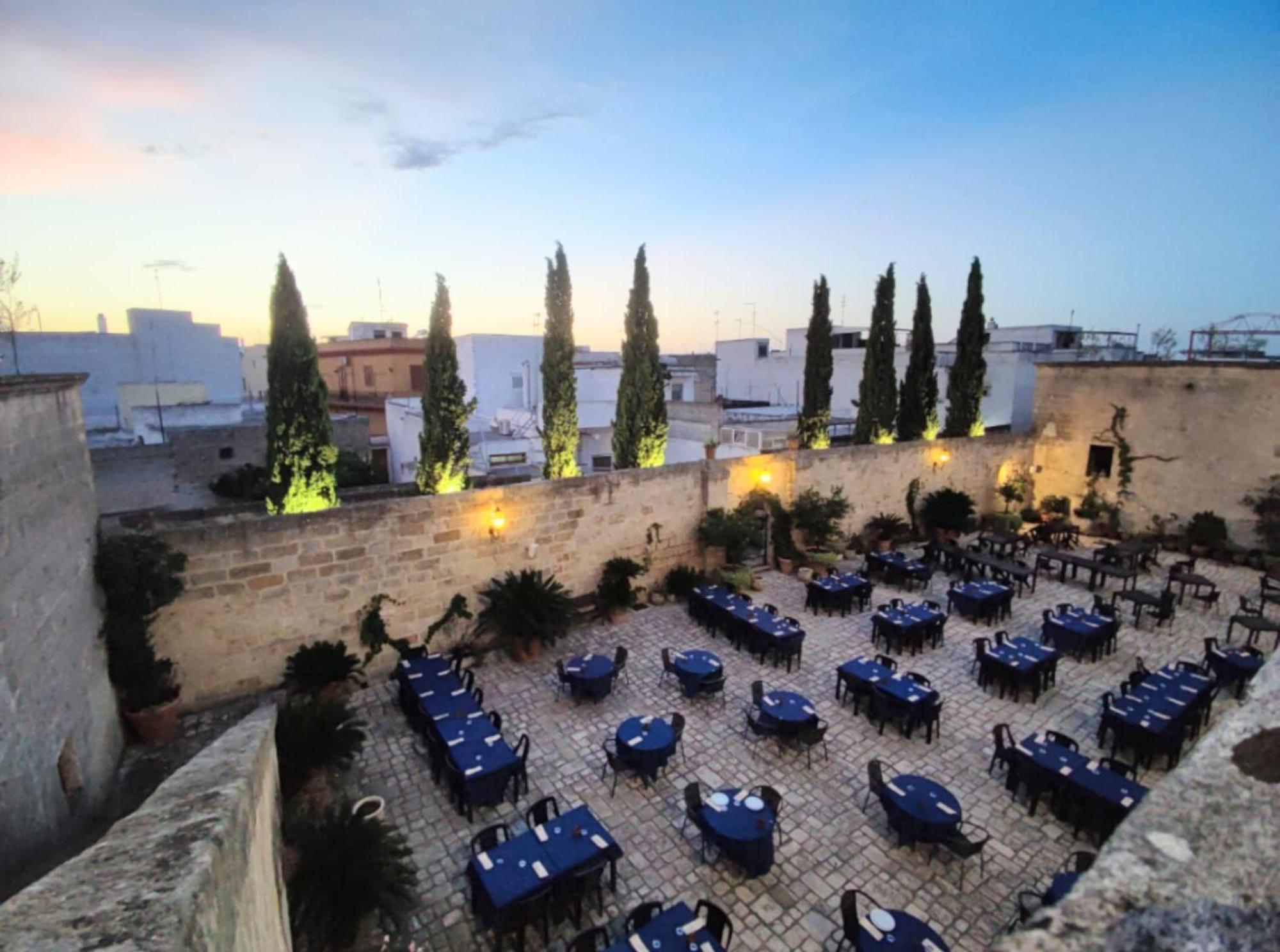 Castello Conti Filo Bed & Breakfast Torre Santa Susanna Ngoại thất bức ảnh