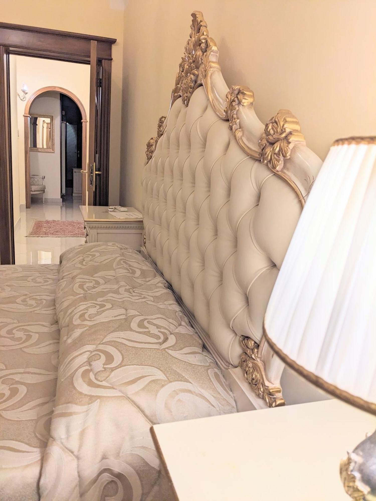 Castello Conti Filo Bed & Breakfast Torre Santa Susanna Ngoại thất bức ảnh