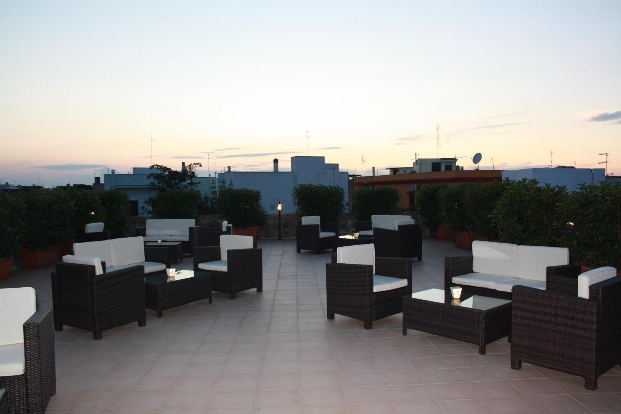 Castello Conti Filo Bed & Breakfast Torre Santa Susanna Ngoại thất bức ảnh