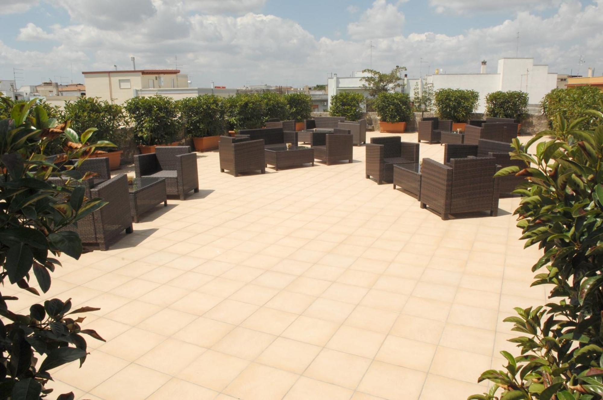 Castello Conti Filo Bed & Breakfast Torre Santa Susanna Ngoại thất bức ảnh