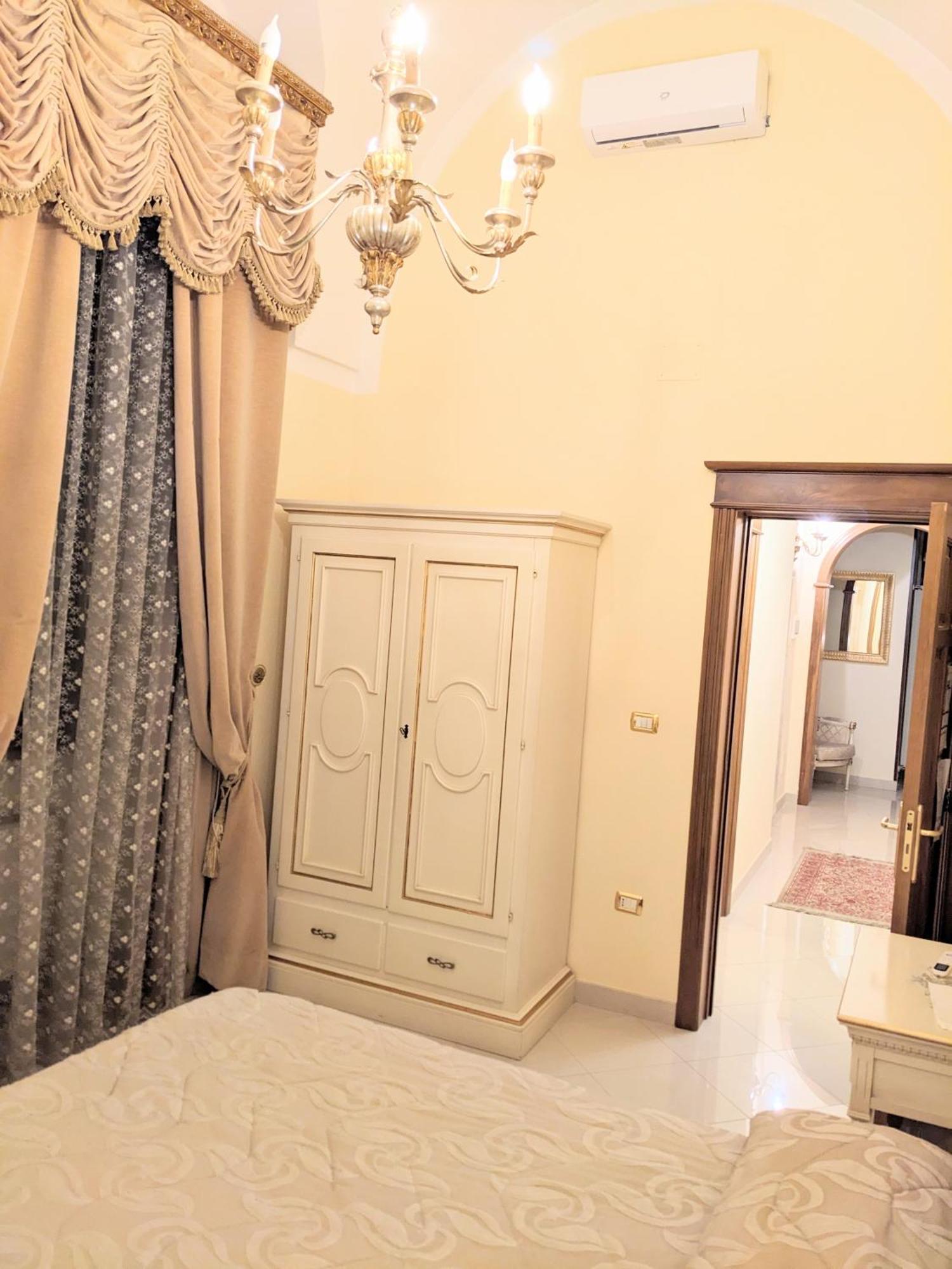 Castello Conti Filo Bed & Breakfast Torre Santa Susanna Phòng bức ảnh