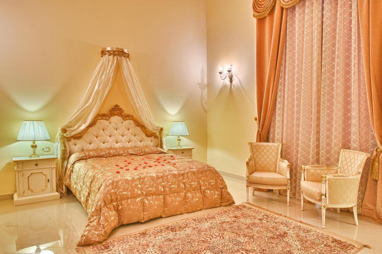 Castello Conti Filo Bed & Breakfast Torre Santa Susanna Phòng bức ảnh